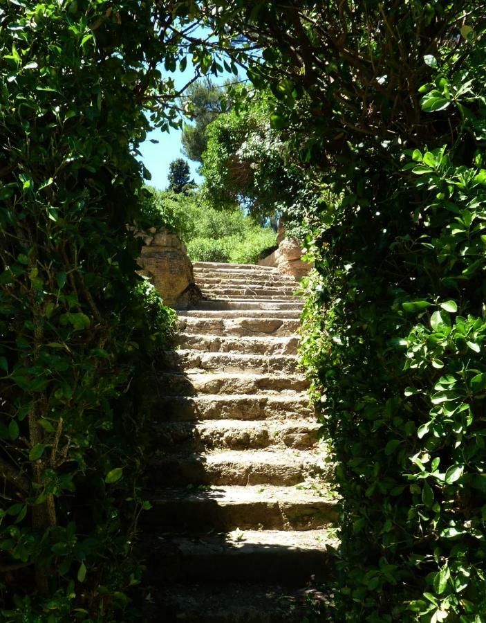 La Royante Bed & Breakfast โอบาญ ภายนอก รูปภาพ