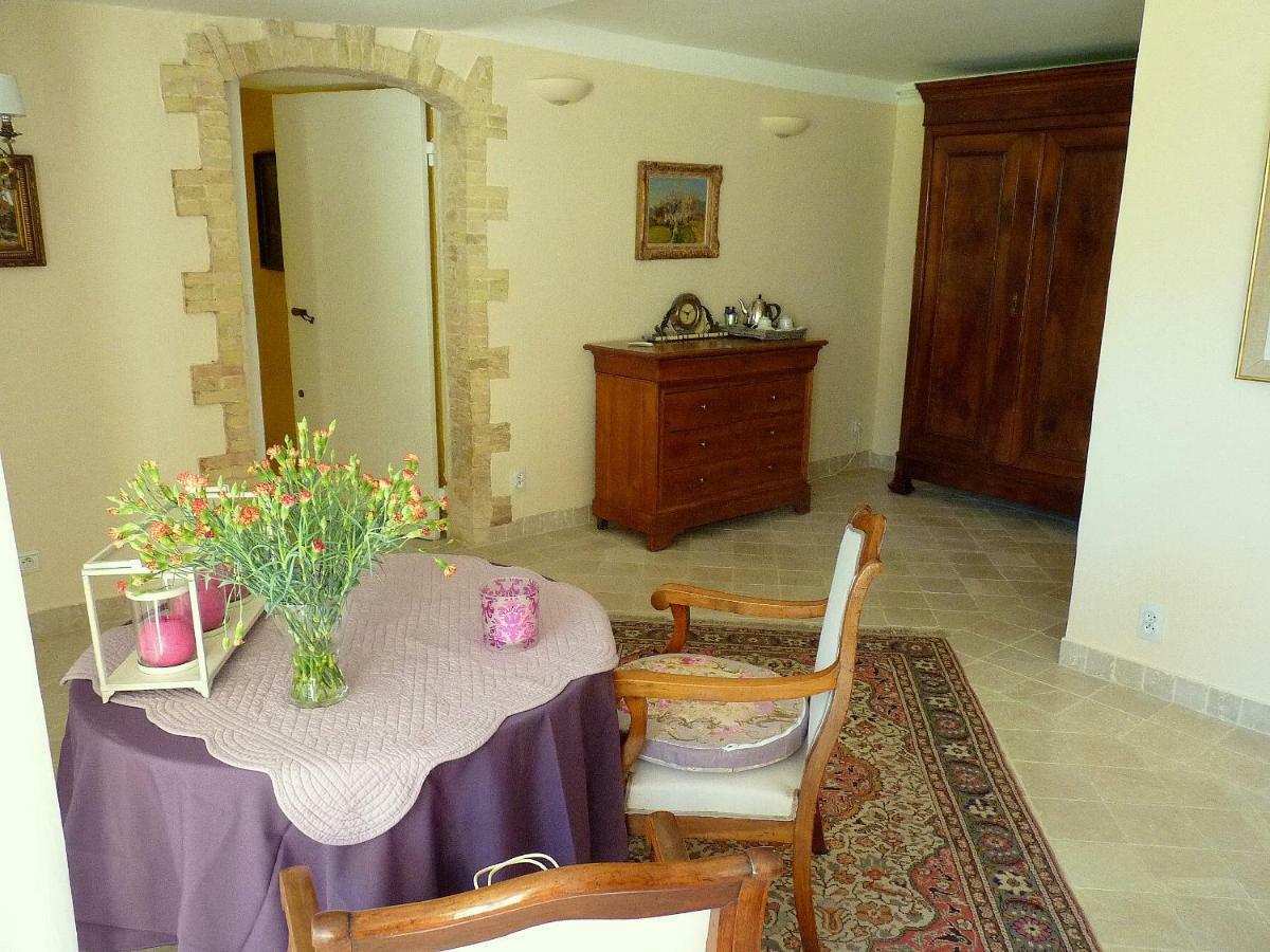 La Royante Bed & Breakfast โอบาญ ภายนอก รูปภาพ